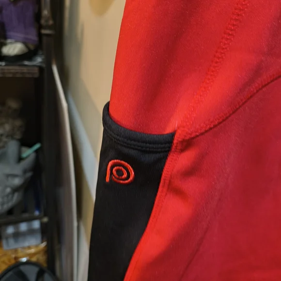 Set Of 3 Pair Of Leggings POP Fit Torrid  Black Red Activewear - Picture 6 of 10